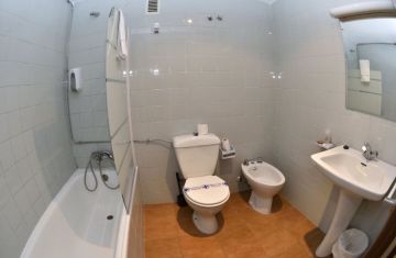 H Sierra de Arcos <br /> cuarto de baño