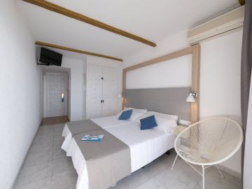 Hotel Garbi Calella 3*** F1 Barcelona <br /> en Costa Barcelona-Maresme, <br /> Gran Premio de España de MotoGP