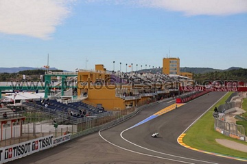 Tribuna AMARILLA<br />MotoGP Valencia - Cheste